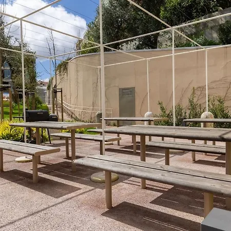 Jardim Da Gloria - T3 De Luxe Dans Prive - Luxury 3-bedroom In Private Apartament