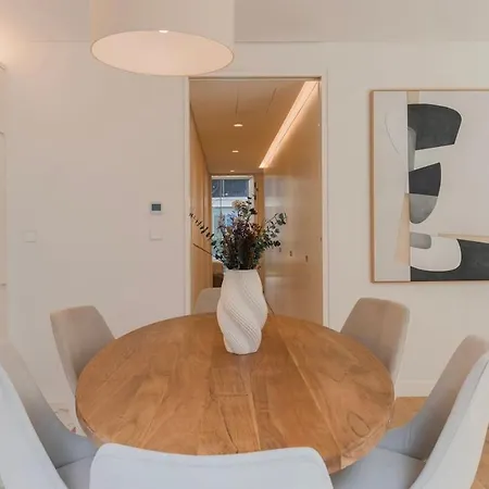 Jardim Da Gloria - T3 De Luxe Dans Prive - Luxury 3-bedroom In Private